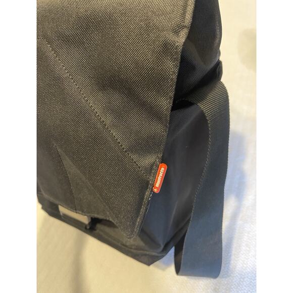Manfrotto Allegra 10 Stile Plus Messenger Camera Bag Black With Case - Picture 2 of 15